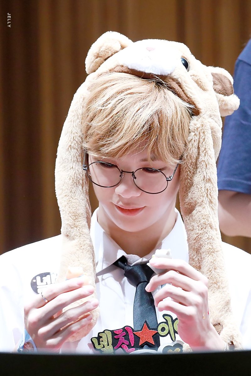 jelly_961210's tweet photo. 180617 보라매 팬싸인회 #강다니엘 https://t.co/cfehx9x095