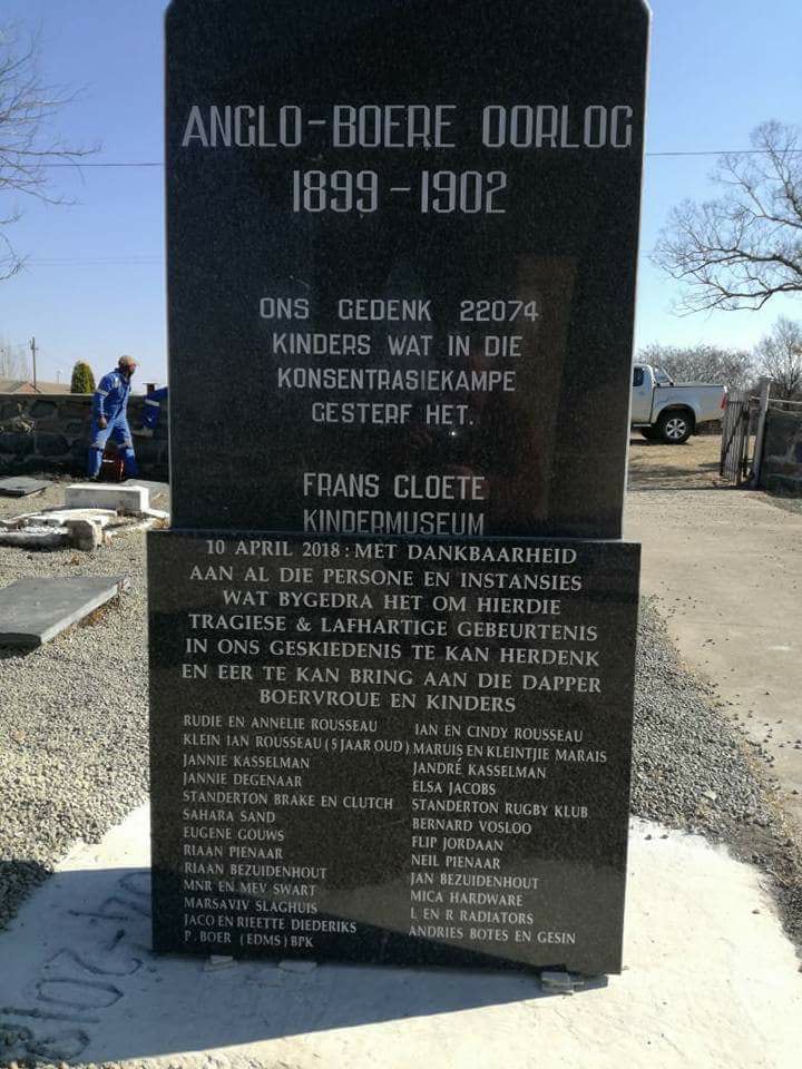 StopPlaasmoorde's tweet photo. #OnthouDie34000
#OnsRou
#Standerton
https://t.co/qnK1X5IgKW https://t.co/lsDal60kXZ