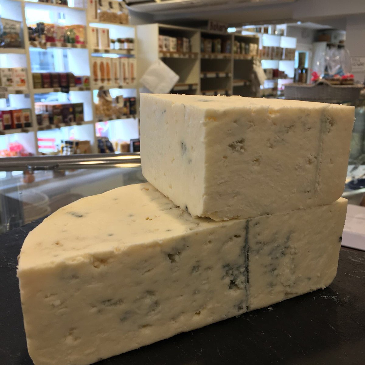 TasteShipston's tweet photo. THIS WEEK weโre celebrating all of our favourite cheeses -Some local, all delicious ๐ง
To kick start weโre stocking the semi-soft ewes milk blue cheese, #BeenleighBlue, made with unpasteurised milk and vegetable rennet all the way from Devon! @BenTicklemore #devonblue
๐ https://t.co/jbkSCR4GHO