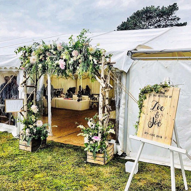 Out door #ceremony #flowers for this awesome #wedding @studlandbayhouse