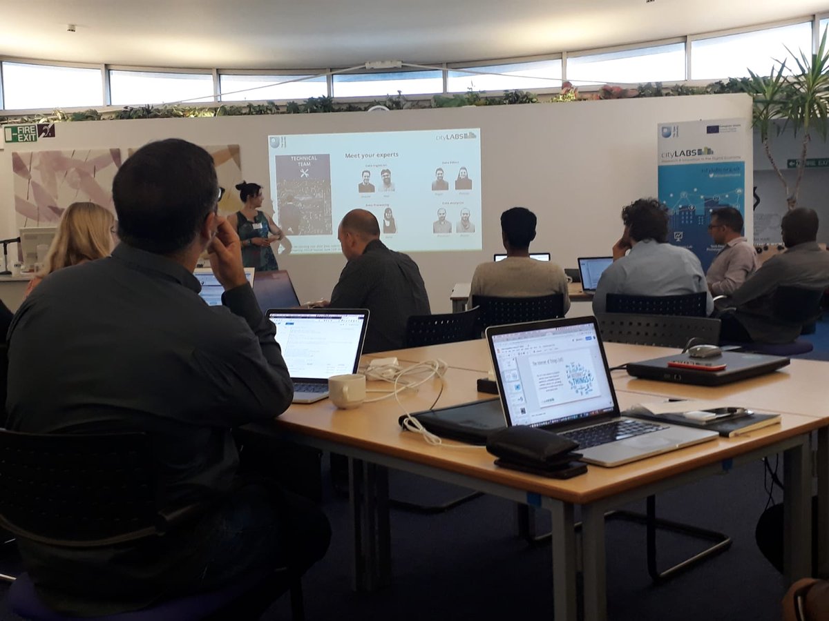 Interesting CityLabs workshop on Understanding Your Data: From Collection to Effective Analysis held by <a href="/kmiou/">KMi</a>. Lots of debate and discussions #SME #IoT #SEMLEP #business #Innovation Get involved citylabs.org.uk