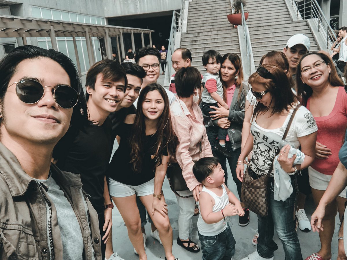 iammarkoblea's tweet photo. Family is not an important thing. It’s everything! Welcome back lola! 💯 https://t.co/SDP5dKl7CN