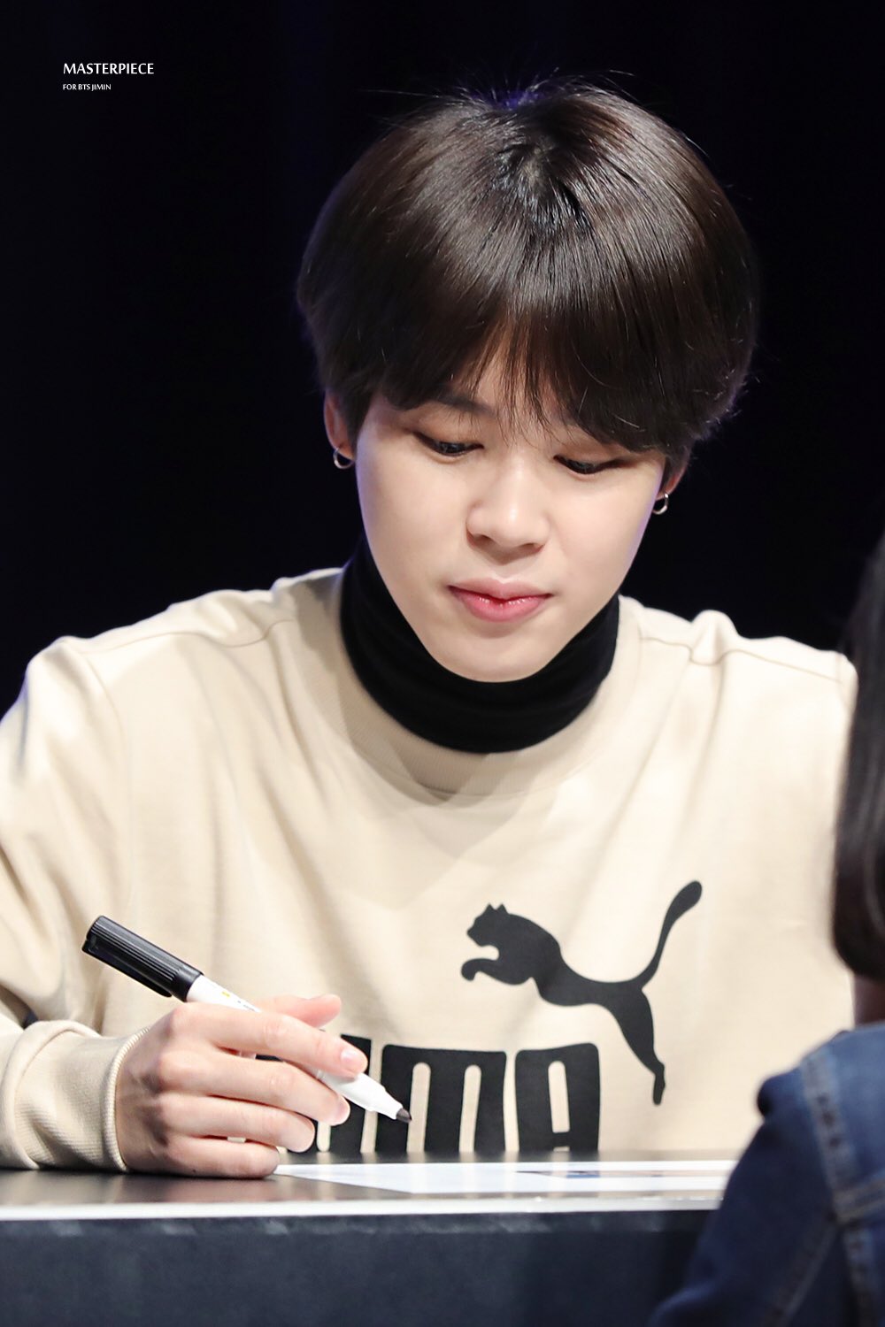 Df9Y3vVV4AE7rg8?format=jpg&name=orig