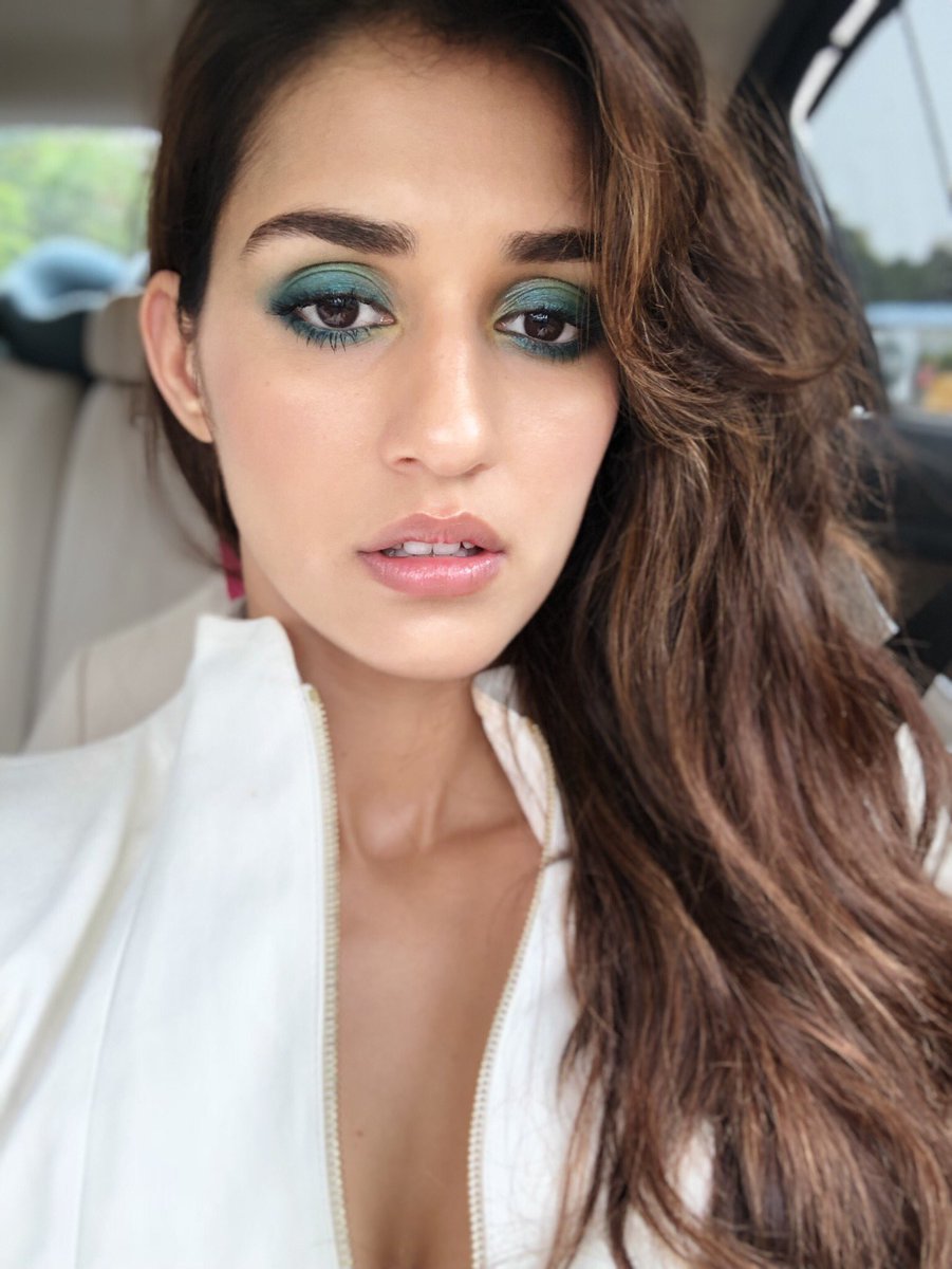 DishPatani's tweet photo. ☘️ https://t.co/Cbn39ZBxPW