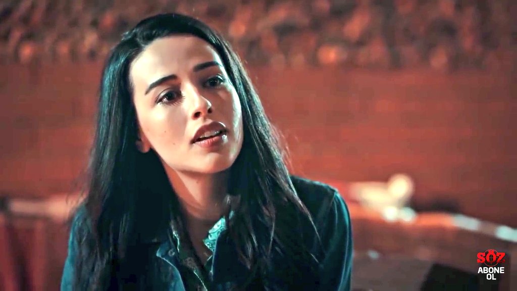 1SadAngel's tweet photo. Sen onu izlersin o başkasını gibi bişey olmuş sjsjjsjs #söz #NazAt #ilaydaıldır #ErenVurdem https://t.co/2mpbjoGYCB