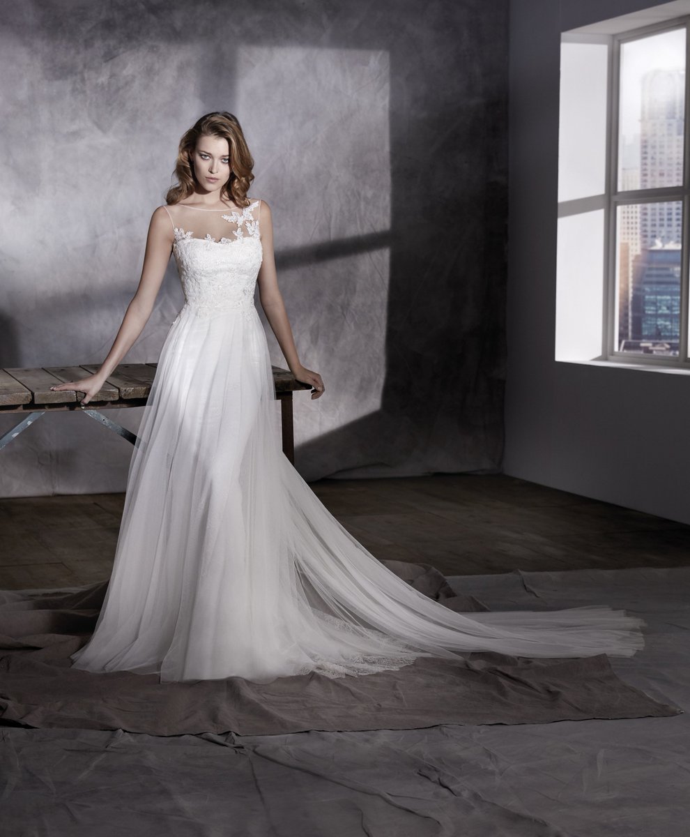 ValerioLuna_GHN's tweet image. Precioso vestido de novia de encaje y tul de seda.
#Noviasrománticas #NoviasValerioLuna #ModeloAtenea