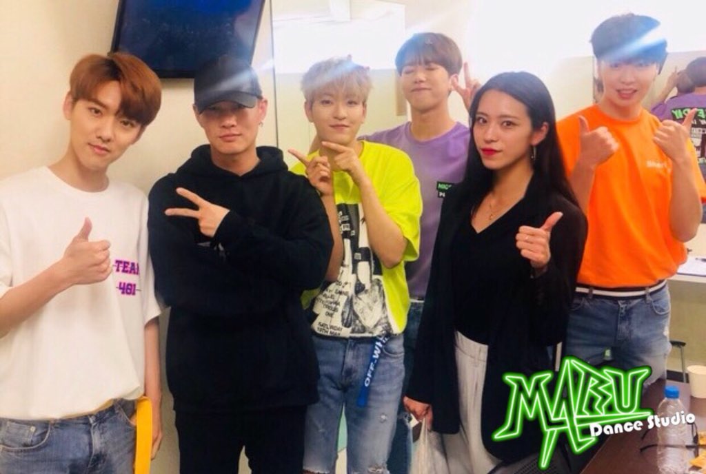DanceStudioMARU's tweet photo. 今回、100%のJapan 4th Single『Summer Night』の振付をTeam MARUが担当させて頂きました、沢山の応援お願いします✨
▶️choreography◀️
@maru5737
@tjs5771
#100パーセント #ペクポ #백퍼센트 #summernight #japansingle #TeamMARU #studioMARU #dancer #ダンサー #choreographer #振付師 https://t.co/NeDe3f49ui