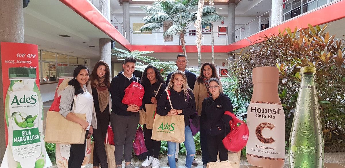 vmoralesaavedra's tweet photo. Visitas con buen ambiente IES Marina Cebrián #eventosbuenambientes @CocaColaEP_es @CocaColaCo_es @CocaCola_es #innovacion https://t.co/s3CUGsy7Rv