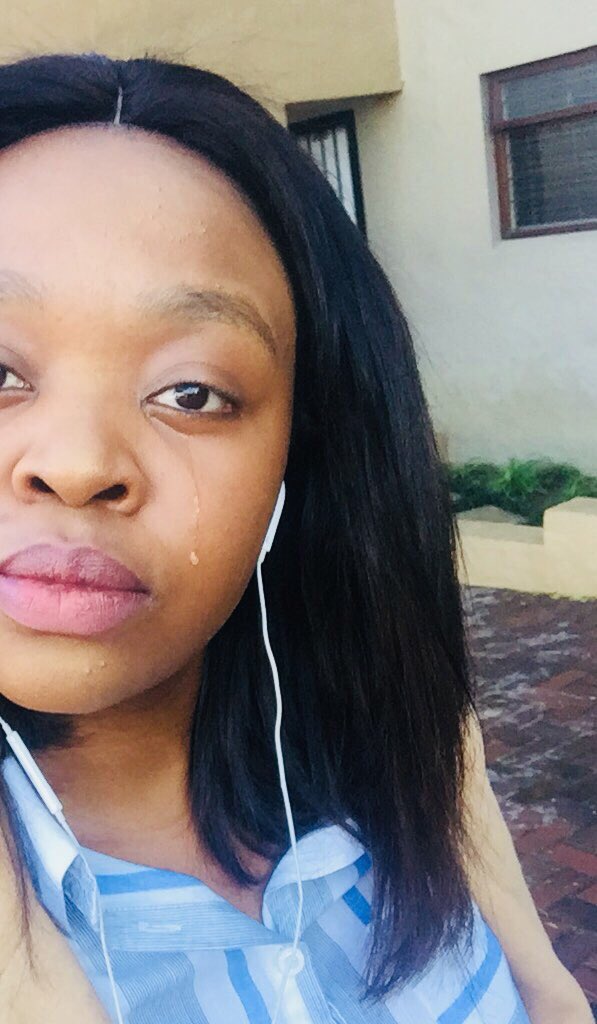 thandozuma_'s tweet photo. Guuuuys, I got the job 😭😭I’m employed 😭😭 https://t.co/NV6B4RSFo3