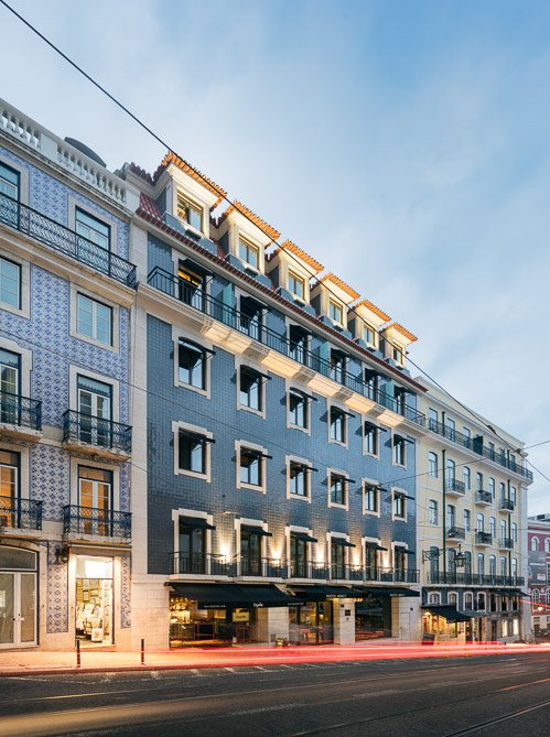 L❗S B ☀A 
What a beautiful city !

Have you already been there ? And what have you enjoyed the most ?

#Lisbon #Lisboa #Portugal #BoutiqueHotel #VisitLisboa #VisitPortugal #Rooftop #9hotelmercy