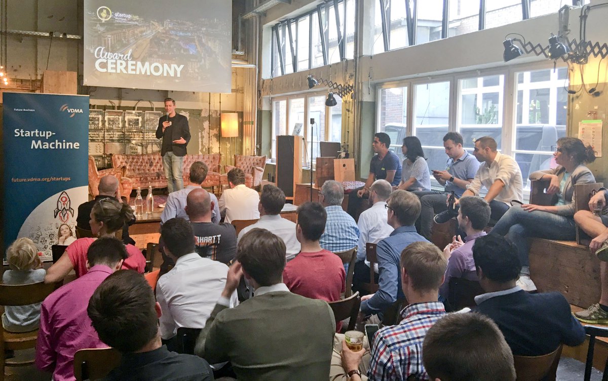 VDMAonline's tweet photo. Herzlichen Glückwunsch an alle Gewinner des Ideenwettbewerbs @startuplive: #Industrie40 &amp; #SmartFactory! Besonderen Dank an alle Teilnehmer, Sponsoren und an die Organisation #SULSTR #VDMAFB #Startup https://t.co/zJiIgserm7