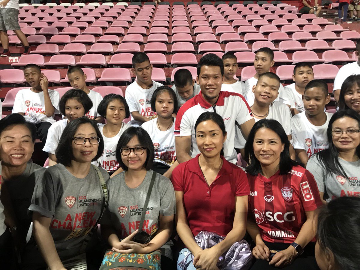 fwc1954's tweet image. ขอขอบคุณ "Year 5 Charity project โดย น้องพจน์ โสภณศิริ" พาไปดู #MTUTD #TTL2018 #thaileague