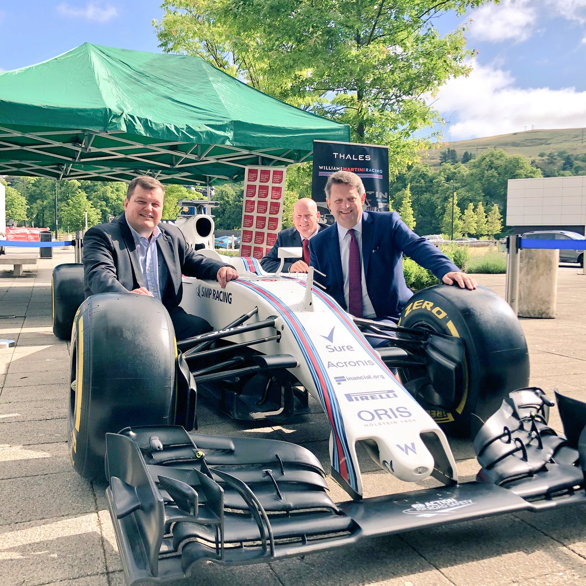 The <a href="/ThalesUK/">Thales UK</a> <a href="/UniSouthWales/">University of South Wales</a> tech industry day is under starter’s orders with @AlunDaviesAM <a href="/williamsf1team/">Williams F1 Team</a> <a href="/SouthWalesCyber/">South Wales Cyber</a> at the Blaenau Gwent Learning Zone