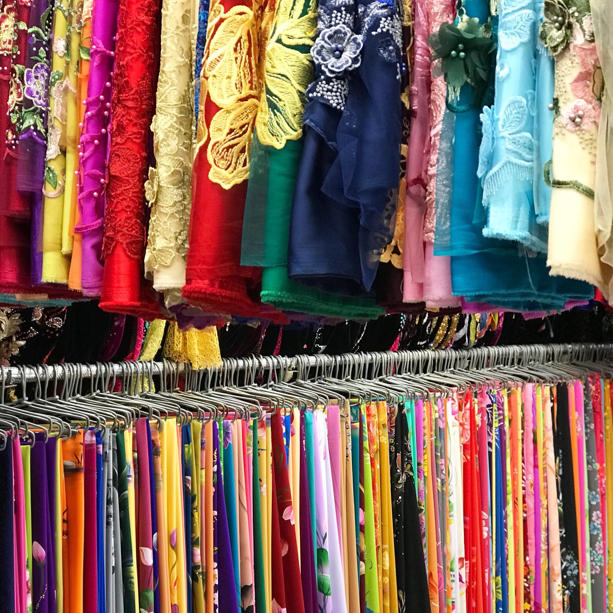 アオザイ チャイナshop アオザイ生地 買い付けました アオザイ生地 生地市場 ホーチミン ベトナム