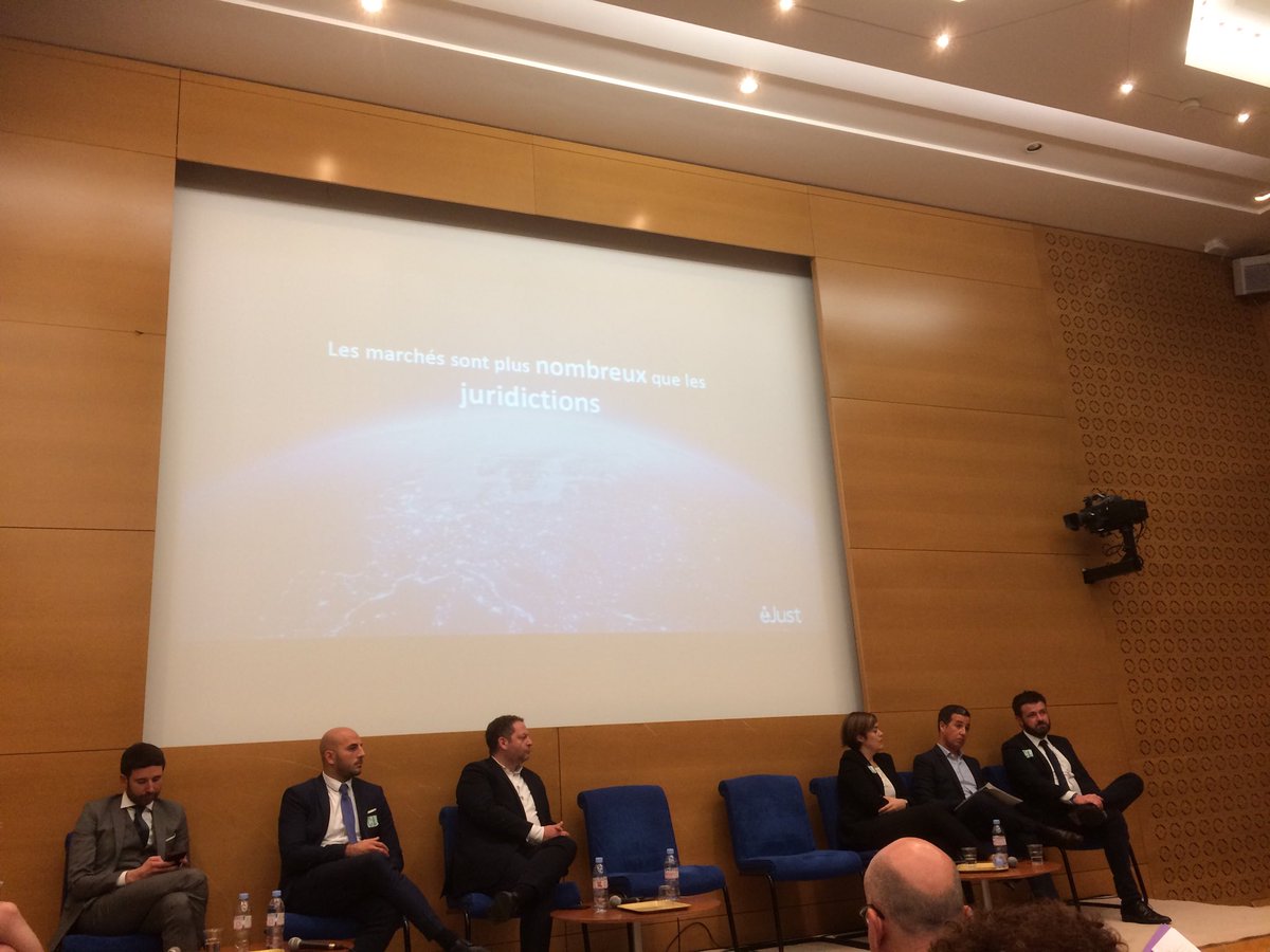 MarrauddesGrot's tweet photo. Table ronde sur #dématérialisation #justice avec #leonard #Sellem (@DemanderJustice), @cyrilmurie (@cybermediation) Jeanne #Daleau @jgbetto @HarryAllouche @ArnaudTouati #Thani #Mohamed #Soilihi @Senat https://t.co/y7et5fF9st