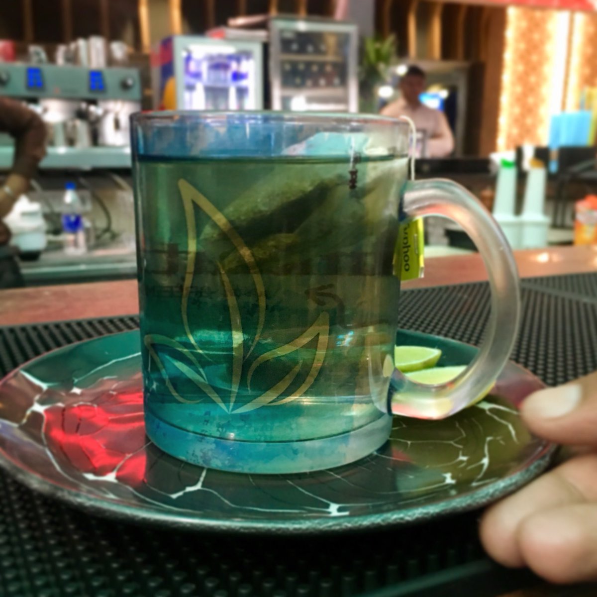 culinarychaser's tweet photo. Where there’s tea there is a hope😍😍
#greentea 
Follow @culinarychaser 
#morning #monday #tea #refreshing #foodie #culinarychaser #jaipur #jaipurcity #foodgasm #morningmotivation #jaipur #greenteatime #afternoontea #buzzfeed #foodfeed #followme https://t.co/xvLM1Z7mjD