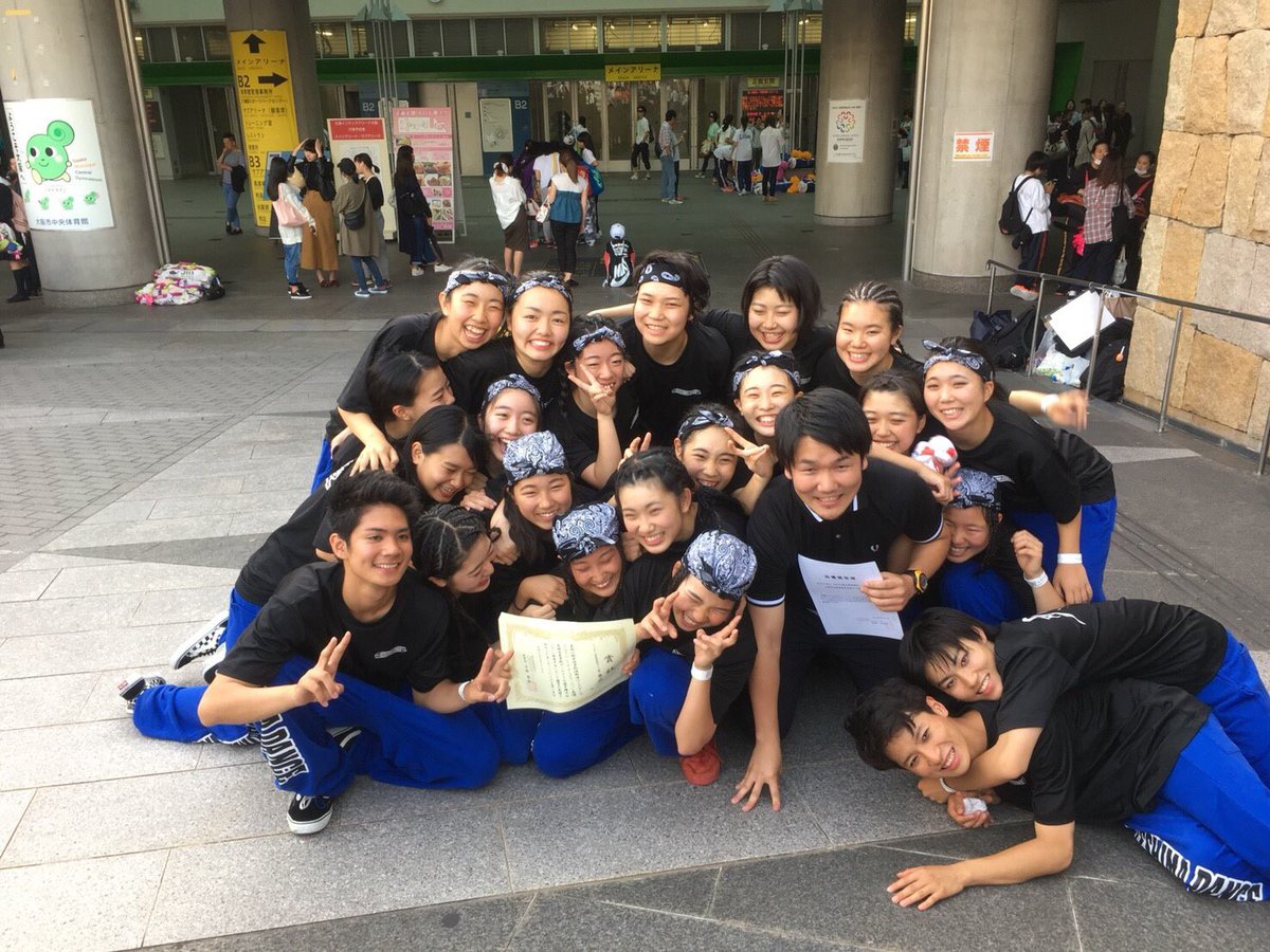 Splendor42nd's tweet photo. みんなには死なれたら困るねん

全国がまだ残ってる。

また、みんなで踊れる。

だいすきやで！みんな！ https://t.co/cRGPiC6WmB