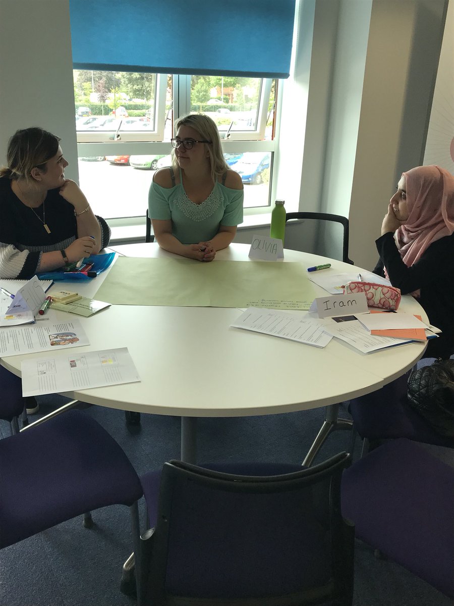 amywells29's tweet photo. Delighted to be working with our Lincoln Award Primary undergraduates today! #futuretrainees #futureprimaryschoolteachers @LtsaSCITT @unilincoln @KyraDirect @EquateTSA @ConnectTSA @EllisonBoulters https://t.co/Gu1KWlmVpS