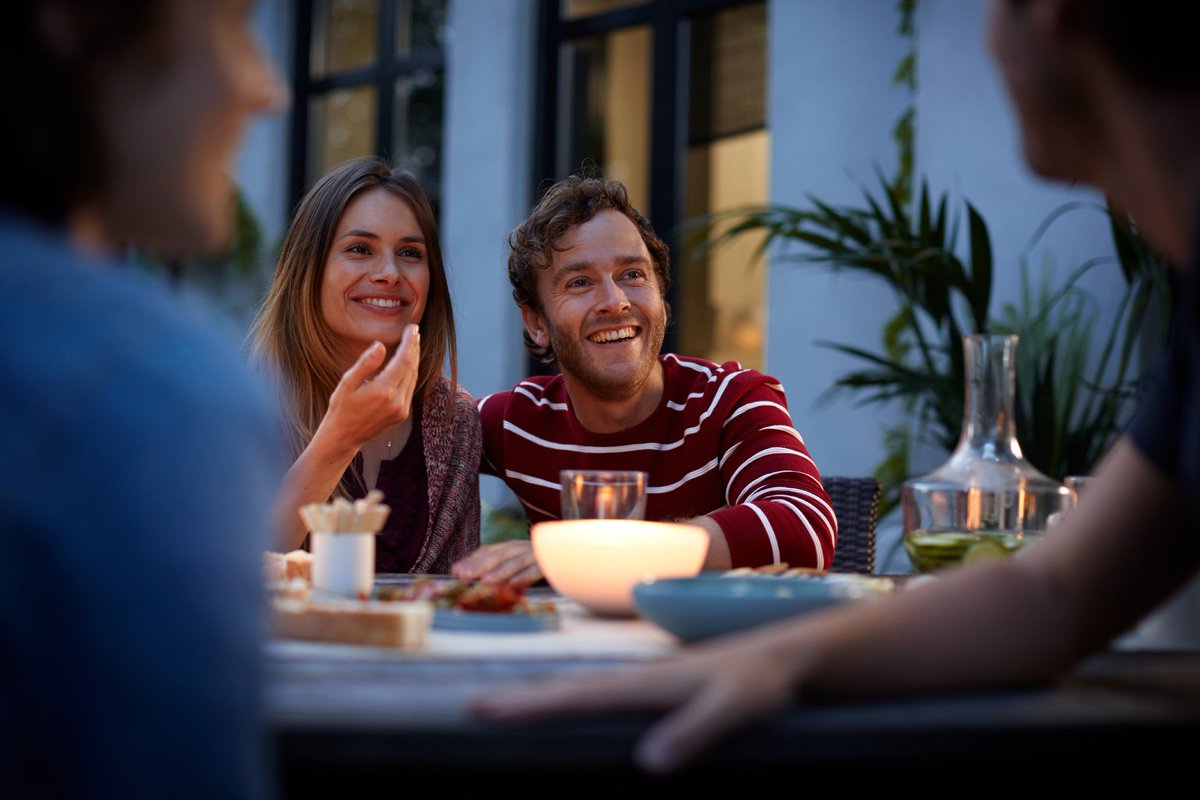 Lighting_Direct's tweet image. Transform your garden into the perfect place to enjoy the British Summer with these outdoor smart lighting tips. lighting-direct.co.uk/ideas/outdoor-…