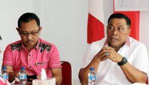 StephenHehanus1's tweet photo. #9HariMenujuPerubahanMaluku #CoblosNomor2 #CoblosMuradAbas 
gubernur baru maluku, yang akan melayani rakyat dan akan berikan perubahan serta siap meningkatkan perekonomian rakyat.
pilih mereka tanggal 27 juni nanti.
@TuaritaEmy 
@FZoelva https://t.co/LLKJFFv3kq