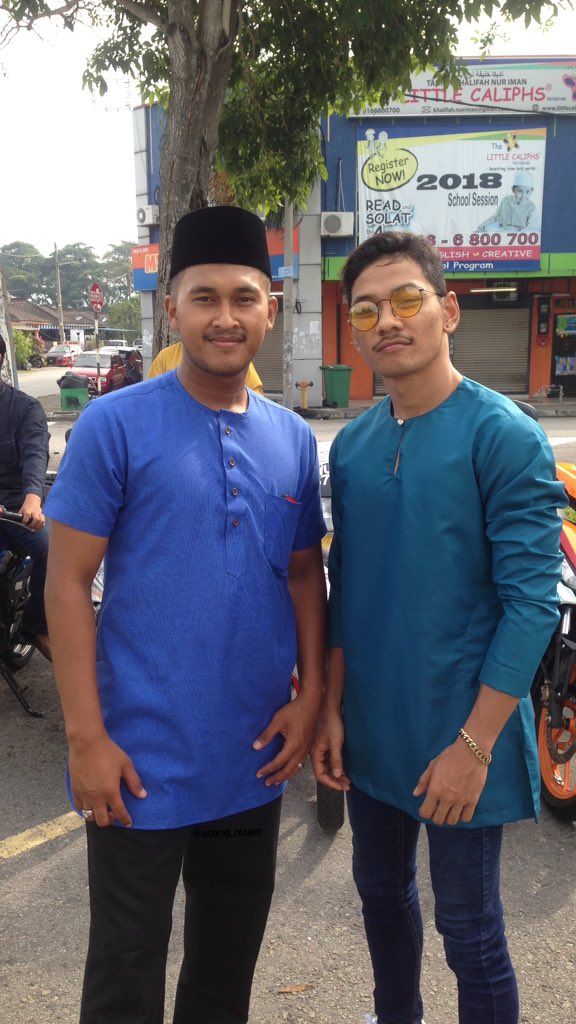 nasrimason's tweet photo. Salam lebaran 💙 https://t.co/oZLsvC7xnj
