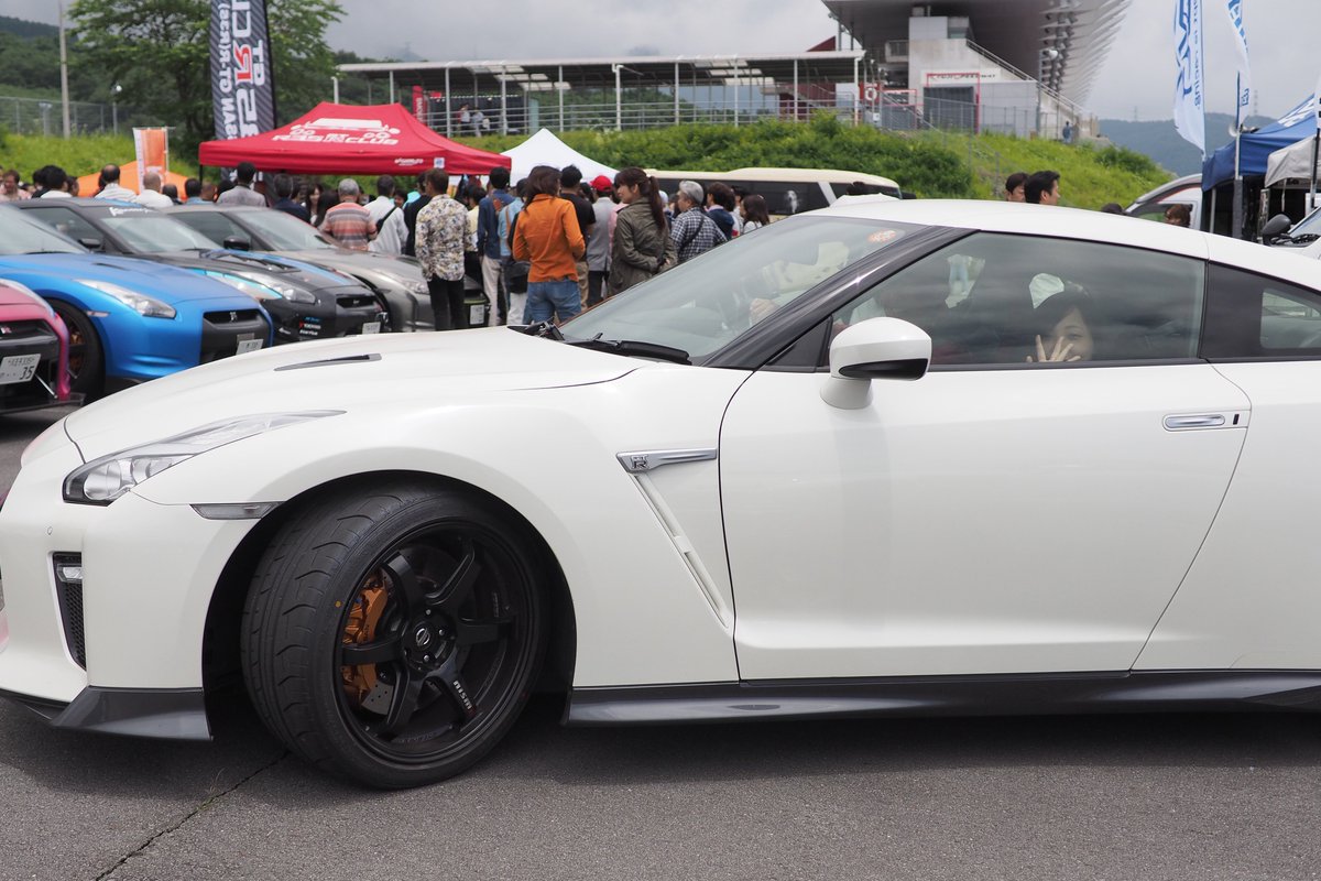 クロスオーバー トラックエディション Engineered By Nismo R35 Gtr Meeting Nismo