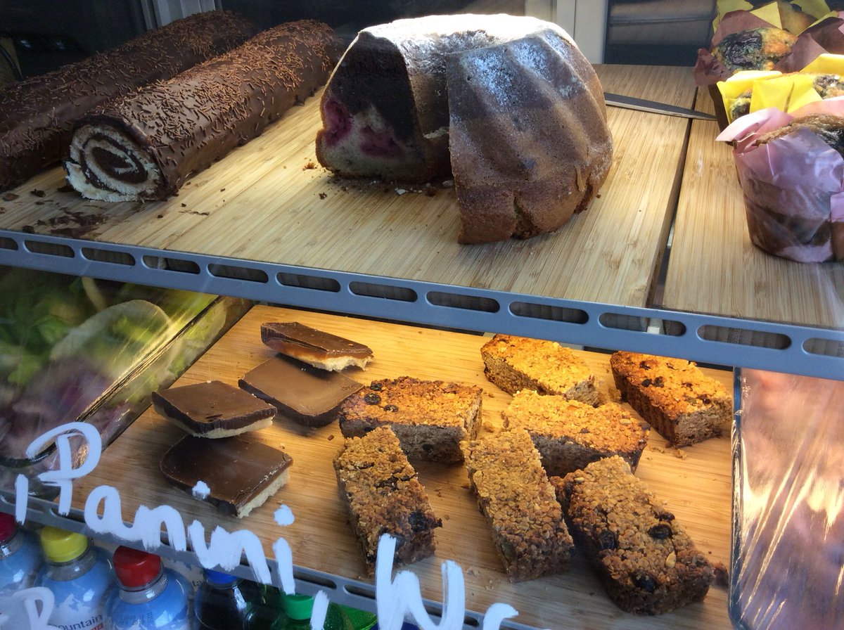 DicksBeanBar's tweet photo. #MondayMotivation #Homemade Cake with #handroasted Single origin #coffee. Start you week with a smile at #Dicksbeanbar 😁 #Coffeelovers #Warrington #independent #thirdwave #coffeeshop https://t.co/KorbL6itZu