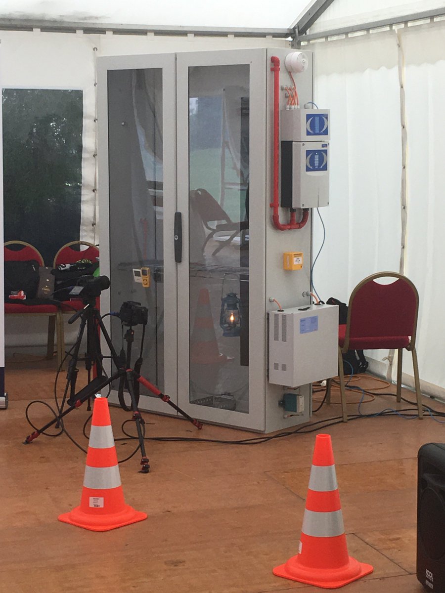 ReseauDEF's tweet photo. Le #DiDEF au @PullmanBordeaux c'est demain !
Les derniers préparatifs sont en cours. Nous vous attendons nombreux pour cette matinée d'échanges.
#def #securite #incendie #innovation https://t.co/nkheB4JdLC