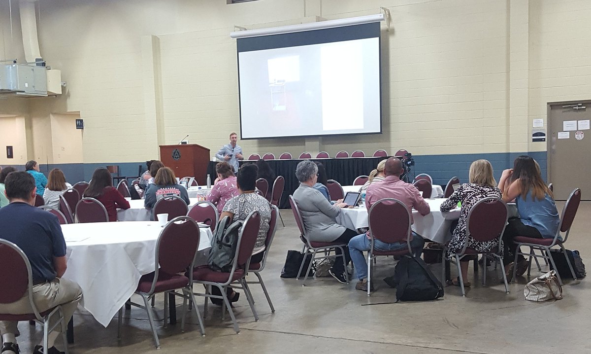 StemSau's tweet photo. Great Google Summit @muleriders SAU featuring Tyler Tarver and Tiffani Fugate #saustem #SAUgoogle https://t.co/oOIqqZs9JB