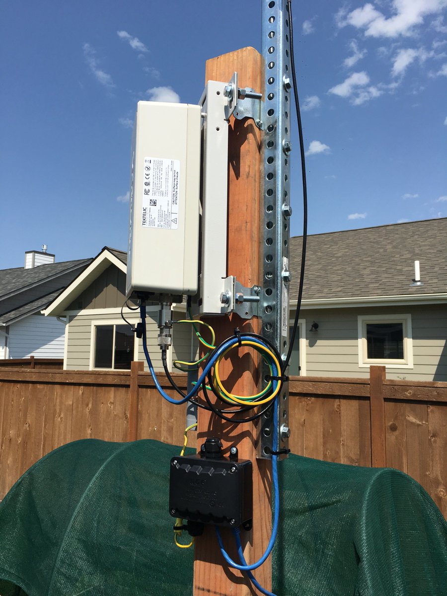 SmartCityH2o's tweet photo. Install Day!

@tektelic @machineQ @TrimbleWater @pipestoneeq @SemtechCorp @LairdTech 

#smartcity #communication #LoRaWAN #IoT https://t.co/BFaPZcQ0mc