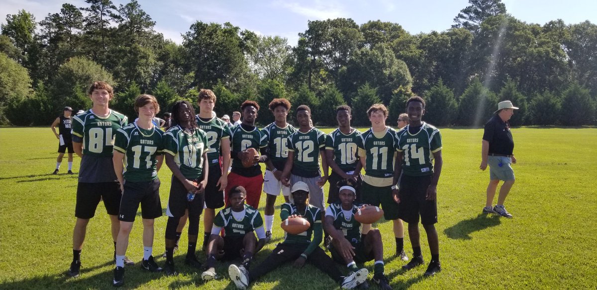 Coach_Allen5's tweet photo. Proud of this group! They competed all week and got that much better at Hodges QB/WR Camp! #GatorBait #TheSwamp #WareCo https://t.co/SOcUGjaehw