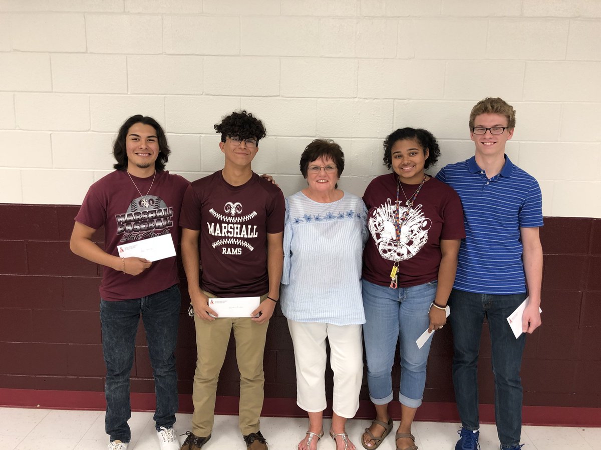 Marshall_Rams's tweet photo. Congratulations to this year's Jimmy Davenport Memorial Baseball Scholarship winners! Thank you to the entire Davenport family for this great opportunity for our student athletes! @Branden_20 @Ethanram34 @NISD @NISD_Athletics https://t.co/vvD7TN9n8L