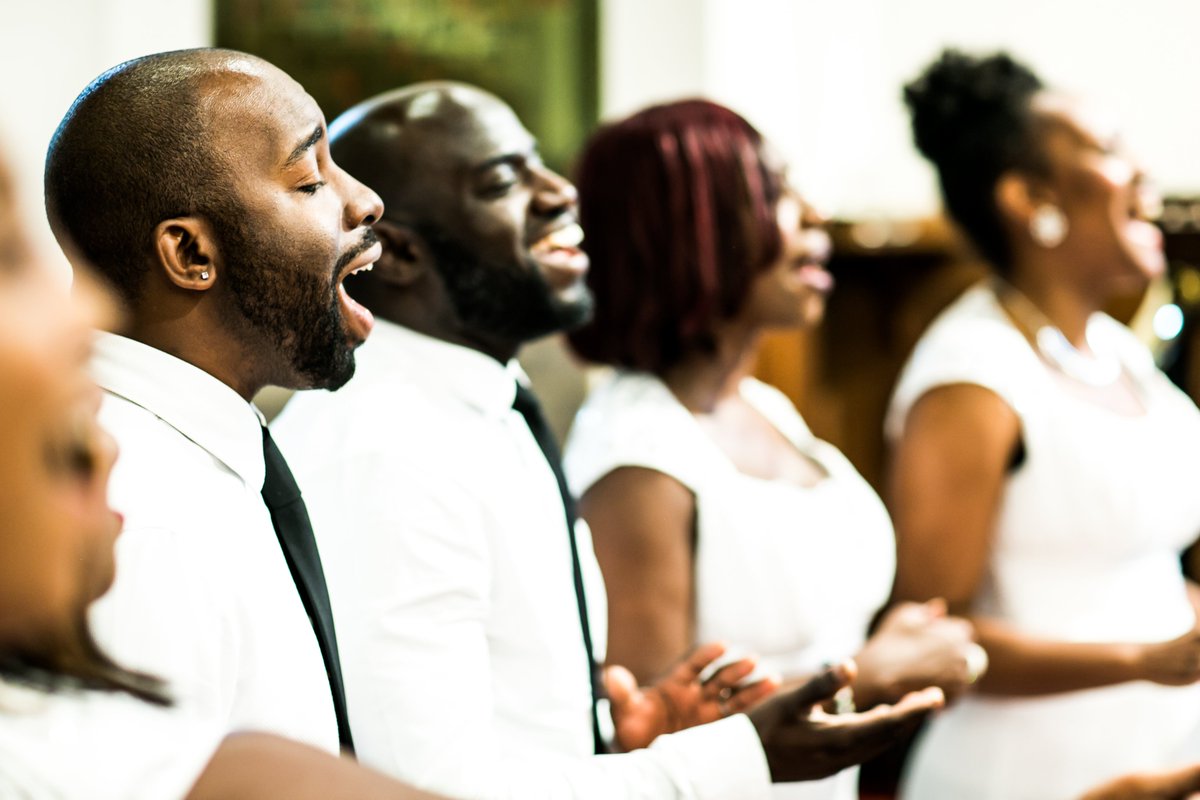 SC_Weddings's tweet photo. Loved Harry and Meghan Markle's gospel choir? Then you'll love BIG Gospel Choir for your big day! https://t.co/cXRv9x4foj #weddinghour https://t.co/uuEJjMjpi8