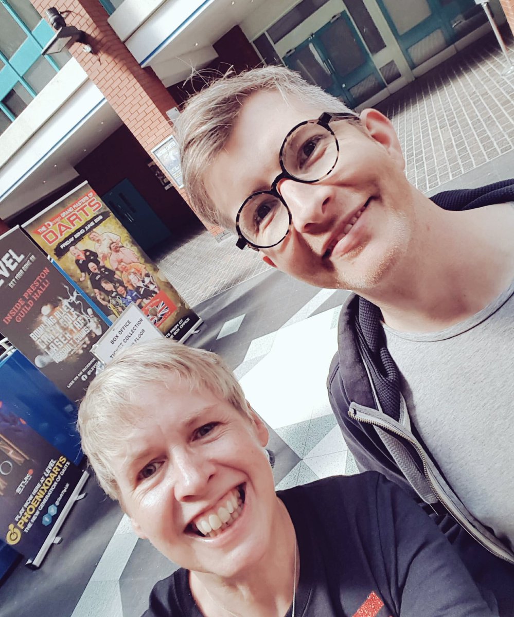 OneVoiceCC's tweet photo. We’ve arrived @prestguildhall to rehearse with @GarethMalone! #OhHappyDay 👏👏👏 https://t.co/Yz7kFvWhVW