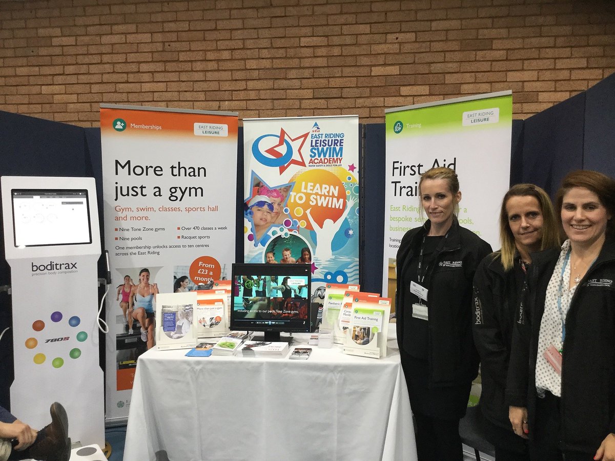 East_Riding's tweet image. Great afternoon networking with local businesses and making new connections chatting #gosuperfast. We also caught up with our Streetscene and @ERLeisure colleagues #bizweek #HCCExpo18