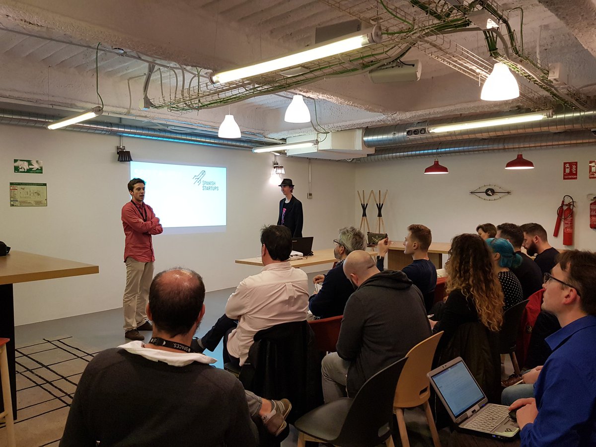 AnaAramendia's tweet image. 📍Empezamos con #DavidCarrasco y las #SEOTalksI @startupscene_es #SEO #SpacesRío