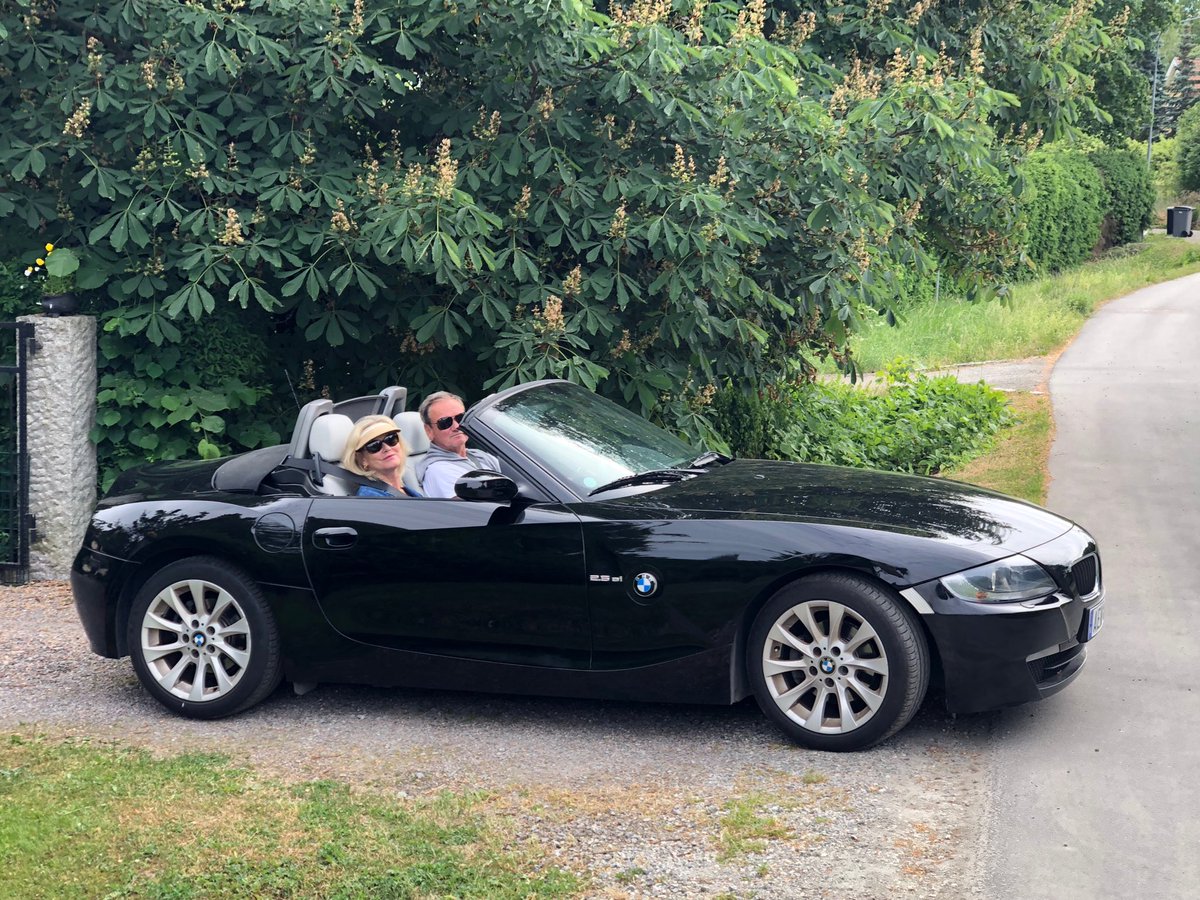 MichaelTThorn's tweet image. Big brother takes little sister ⁦@SusieDahlstrom⁩, for a spin around #Stockholm. #Howthe otherhalflive ⁦@LasekJeremy⁩ ⁦@EkelundDorte⁩