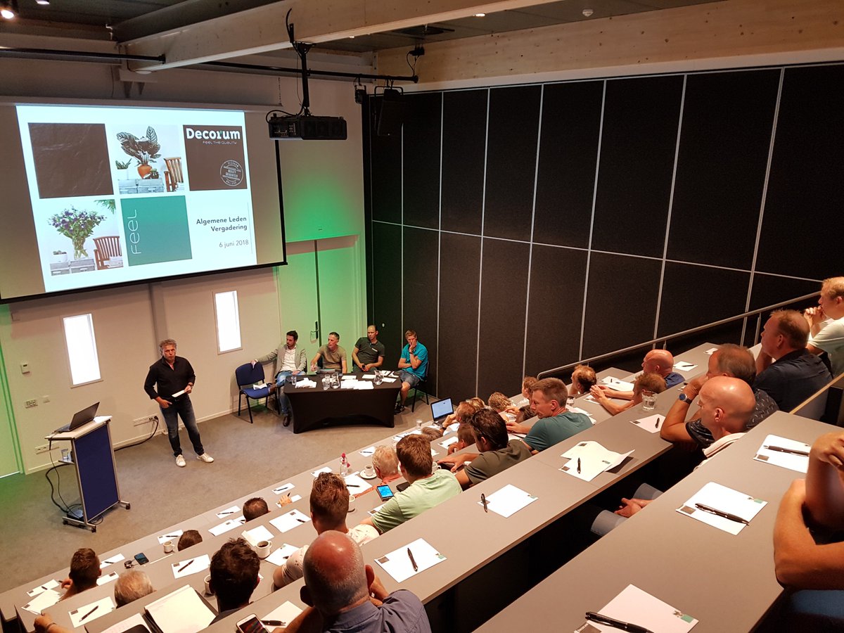 Vanmiddag komen onze leden bij elkaar voor de Algemene Ledenvergadering. We houden de ALV voor het eerst in het prachtige Rabotorium van het <a href="/WorldHortiCentr/">World Horti Center</a>. Een thuiswedstrijd, want deze zit vlak naast het kantoor van Decorum!