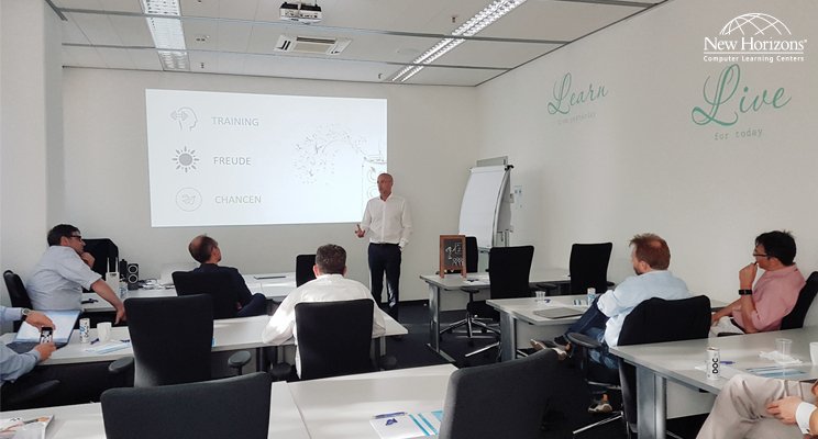 NH_Trainings's tweet photo. Gestern fand ein besonderes Event in unserem Frankfurter Center statt:Der Stammtisch des #MSBSC. Vetreter verschiedenster Microsoft-Partner lauschten den Vorträgen von Trainerin Nadine Wischmeier und Vorstand Nils Gutsche. Wir finden:Ein gelungener Abend, der Freude bereitet hat! https://t.co/um9pAi3OoW