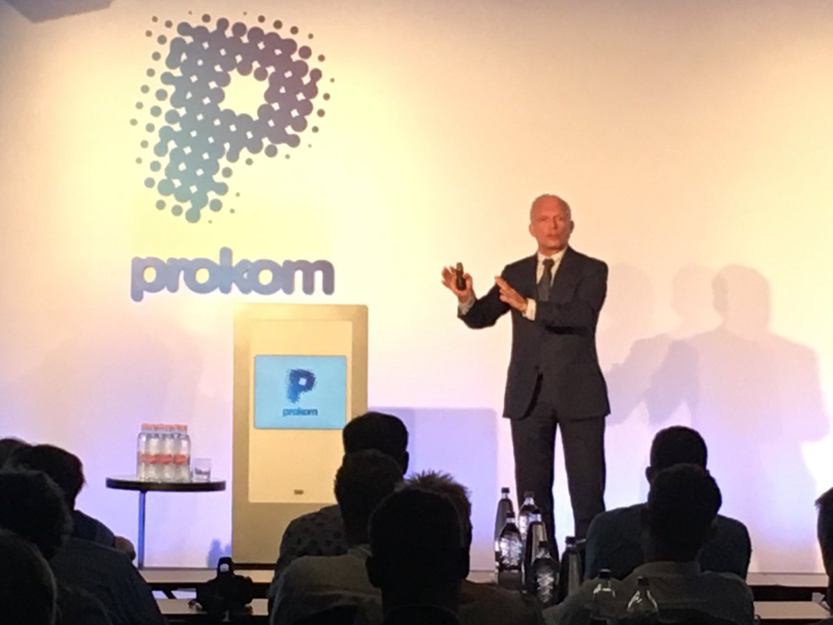 ProkomOrg's tweet photo. The changing world of print with Francois Martin at #prokomconference2018 https://t.co/vxIwyWjWJw
