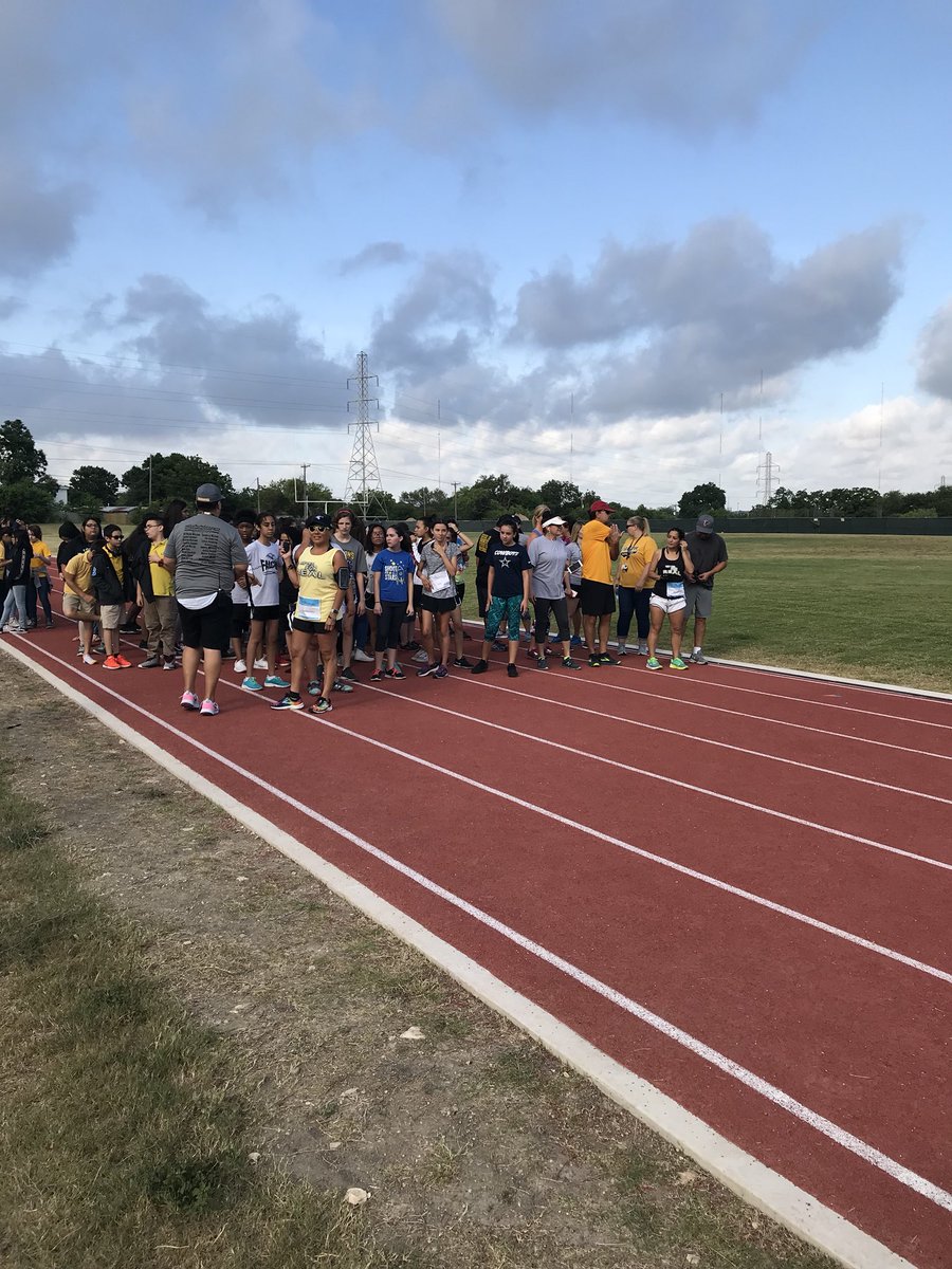 Library_Krueger's tweet photo. Get your run on at #KruegerMS today for #GlobalRunningDay #RunItForward #NEISDFalcons https://t.co/bHbpU4SHtt