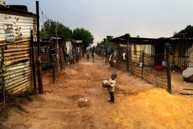 the_hda's tweet image. What support does The National Upgrading Support Programme (NUSP) provide?  The three pillars of the Upgrading Informal Settlements Programme (UISP) are basic services (including water and sanitation), security of tenure and community empowerment. #PlayYourPart #DevelopingSA