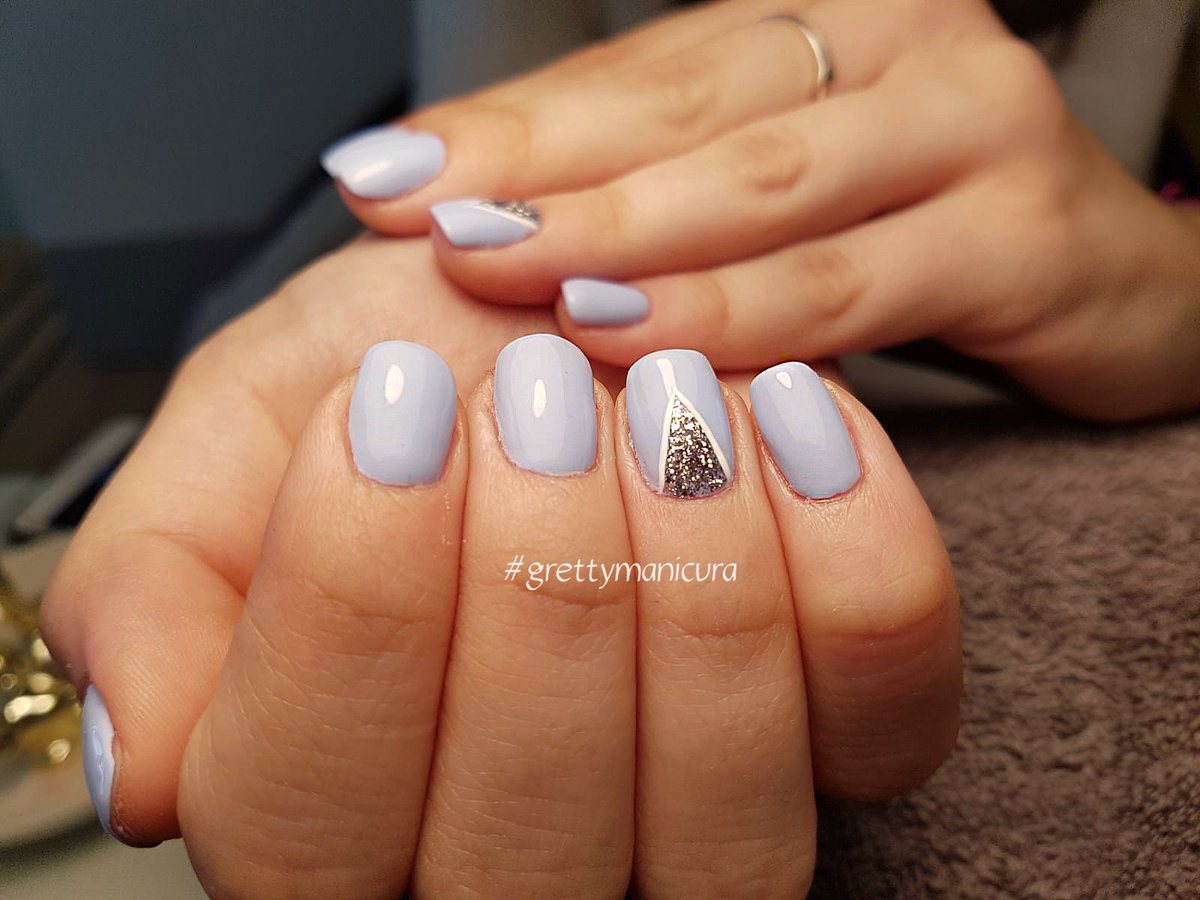 GRETTY_MANICURA's tweet photo. 💜✨ Apostamos por el #brillibrilli que le da un toque especial a tu #nailart ✨💜
#purplenails #uñaslila #uñascondecoracion #deconails #glitternails #uñasconpurpurina #ideasdeuñas #nailstoinspire #inspiraciondeuñas #decoraciondeuñas #nailsoftheday #nailartist #grettymanicura https://t.co/77O8lsD2qO
