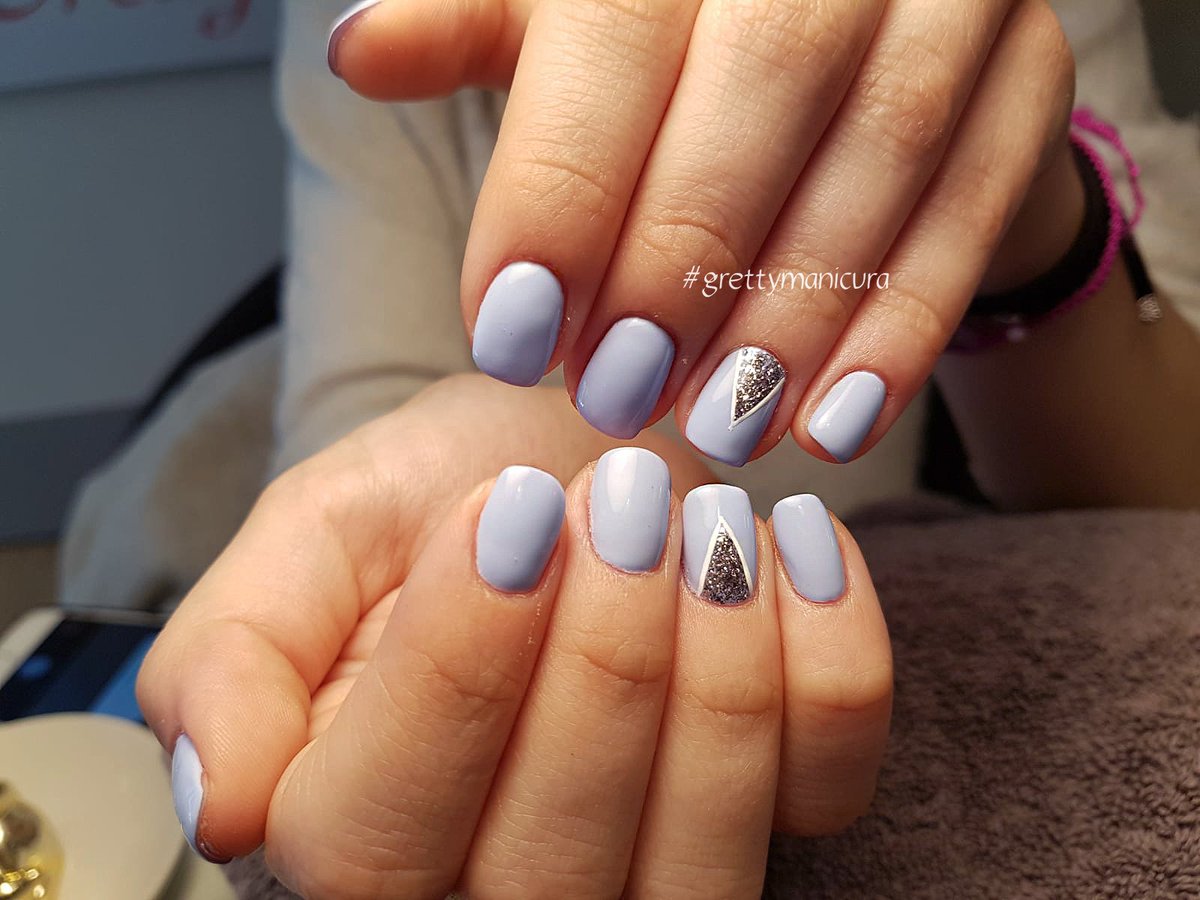 GRETTY_MANICURA's tweet photo. 💜✨ Apostamos por el #brillibrilli que le da un toque especial a tu #nailart ✨💜
#purplenails #uñaslila #uñascondecoracion #deconails #glitternails #uñasconpurpurina #ideasdeuñas #nailstoinspire #inspiraciondeuñas #decoraciondeuñas #nailsoftheday #nailartist #grettymanicura https://t.co/77O8lsD2qO