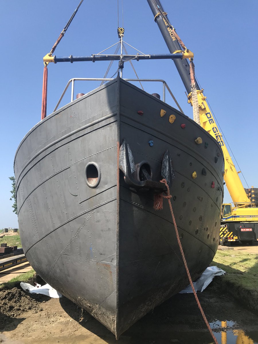 event_broker's tweet image. En ze ligt @buutenplaets @kaapschip #buutenschip #speelschip @gem_go @EilandGO