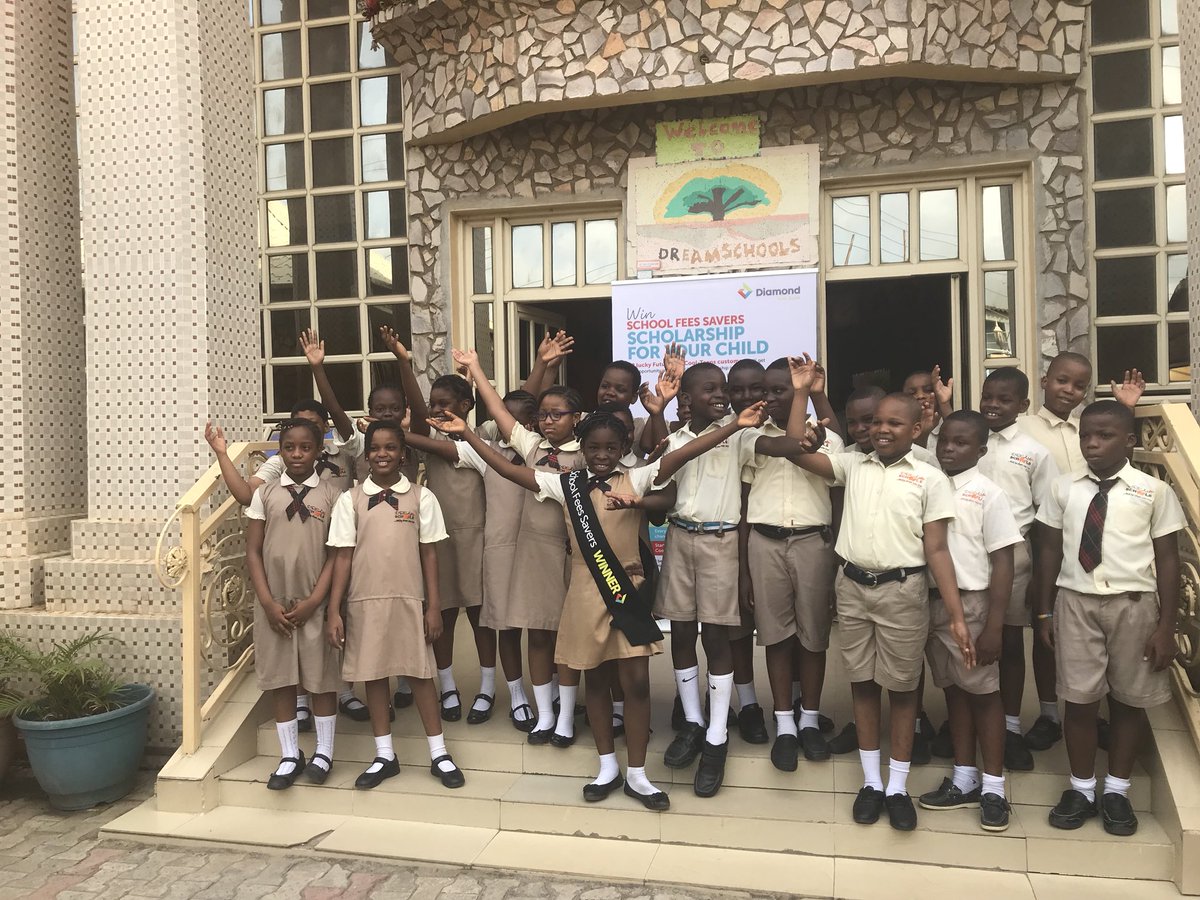 CeeOgbonnaya's tweet photo. More School presentations for our winners in the Diamond Future and Cool-Teens Scholarship Offer!
Can you spot our winner?๐๐๐
#DiamondSchoolFeesSavers
#DiamondCoolTeens
#DiamondFuture
#BeyondBanking https://t.co/IzT8fL7UaZ