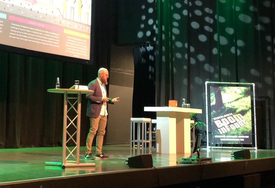 sjunestrand's tweet photo. Great experience to speak today about "#Blockchain &amp; #SmartCities for Green Urban Infrastructure" at the @Boominfodag - fantastic feedback from the audience at a very interesting Congress: https://t.co/hbbkSbhzDu https://t.co/7yBAQ80YVw