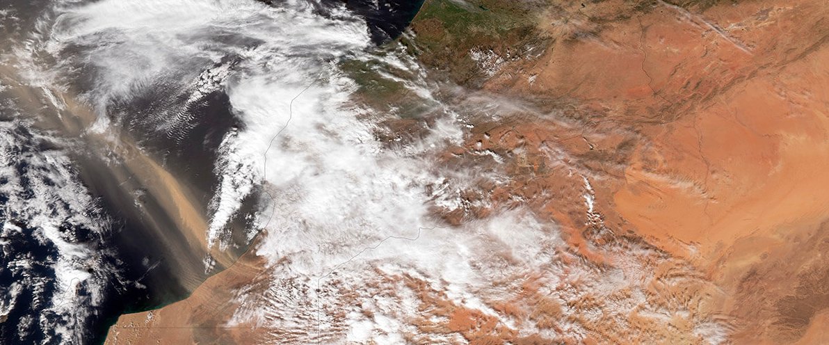 OrangeRSE's tweet photo. Mieux anticiper les phénomènes climatiques extrêmes pour en minimiser les conséquences, c'est le projet d'@OrangeMaroc grâce à l’#OpenInnovation et le #BigData > https://t.co/4KtVyFpLnJ 
#DataForClimateAction #DataForGood #TechForGood @MeteoClimat https://t.co/QlhKSB3KwQ