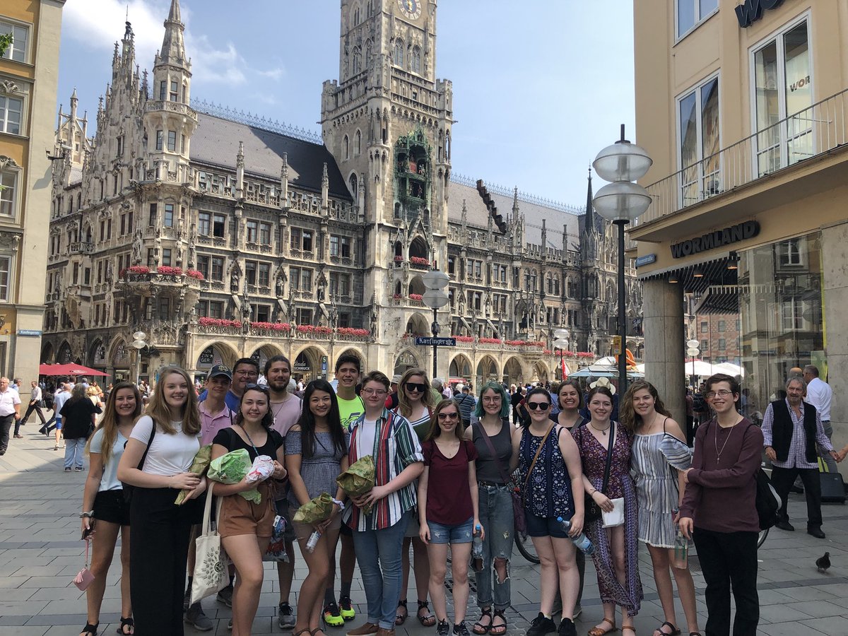 bburggerman's tweet photo. Marienplatz-Munich https://t.co/C40xhMNudX