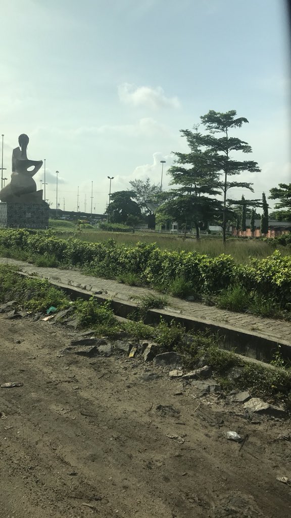 CeeOgbonnaya's tweet photo. ... and weโre off to the next school to meet our Winner!
#DiamondSchoolFeesSavers
#DiamondFuture
#DiamondCoolTeens
#BeyondBanking https://t.co/DPt1FXbuGe